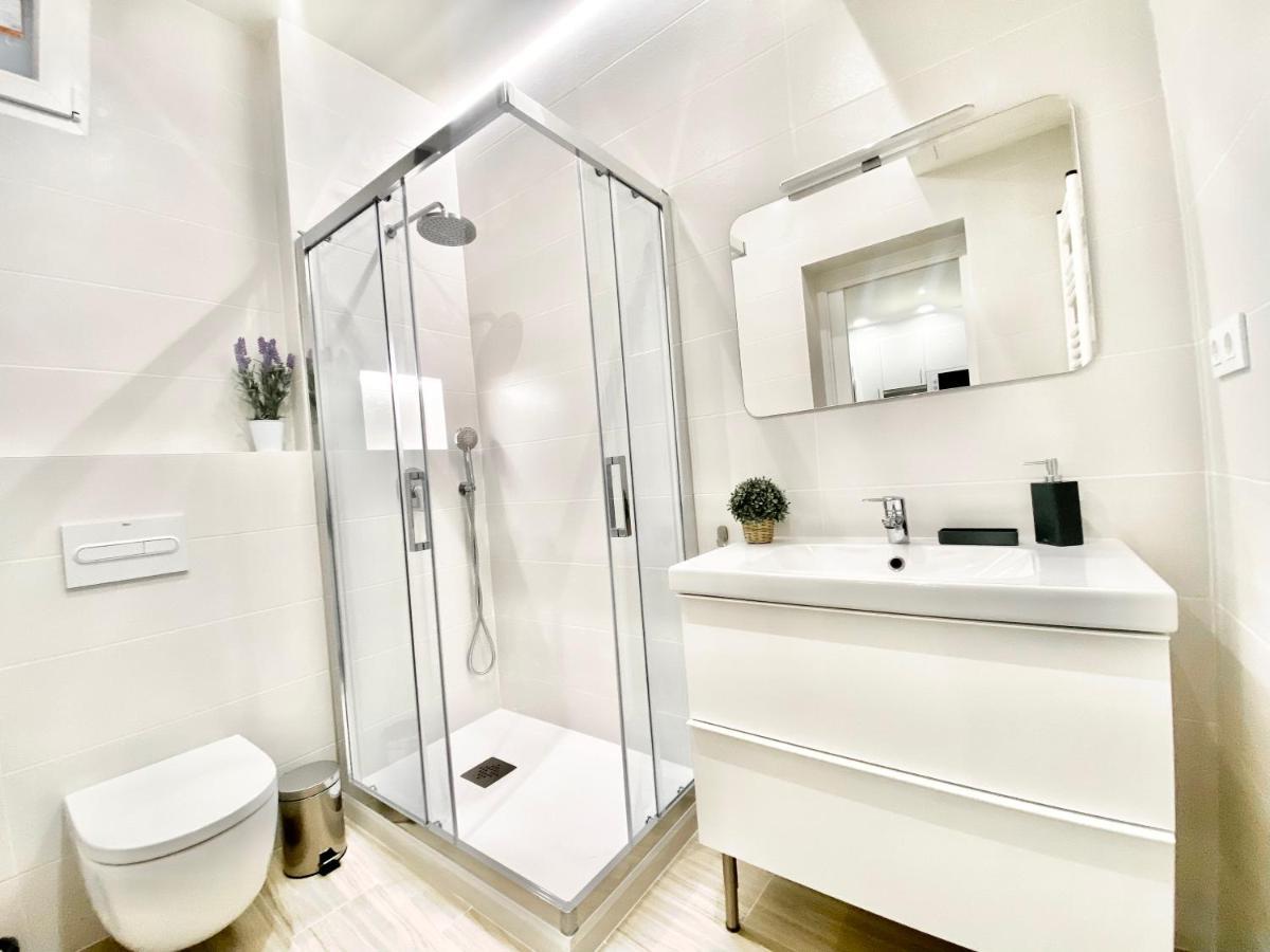 Apartamento Madrid Junto Palacio Real Esterno foto